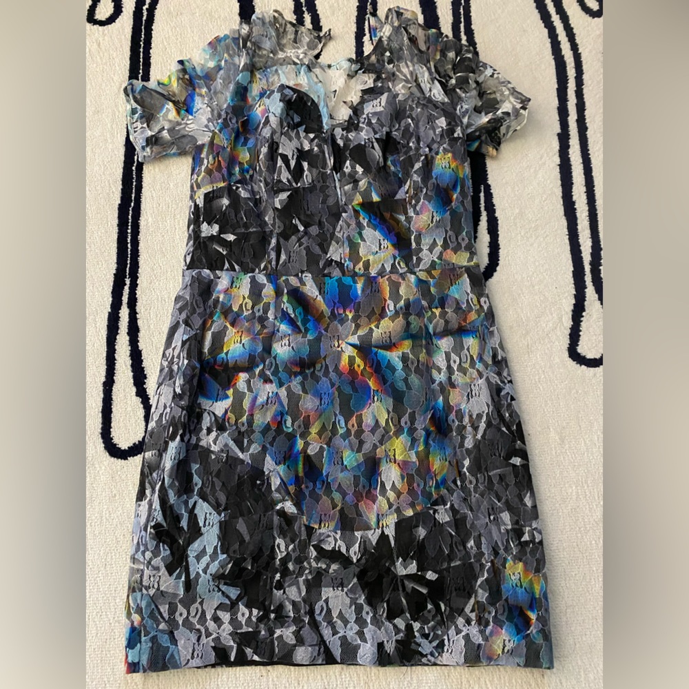 Black Halo Hologram lace dress NWT. Size US 10 Mint. White & multicolored lace